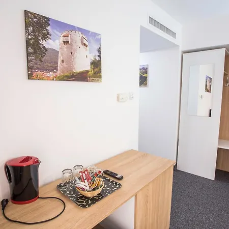 Bed & Breakfast Acomodoro Bucharest